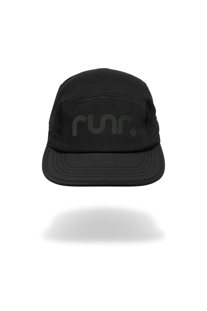 Runr Stuttgart Blackout running hat - front view