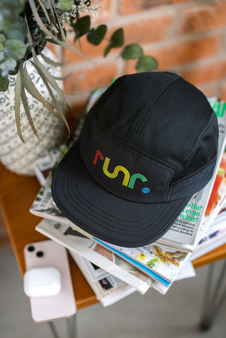 Runner wearing the Runr 80&