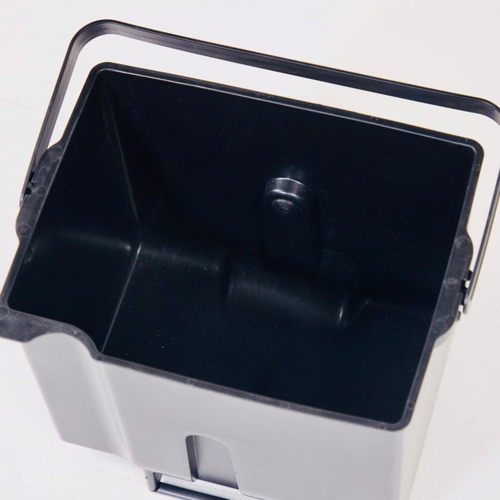 14.7 L Solids Bin - without agitator - HikeWare  