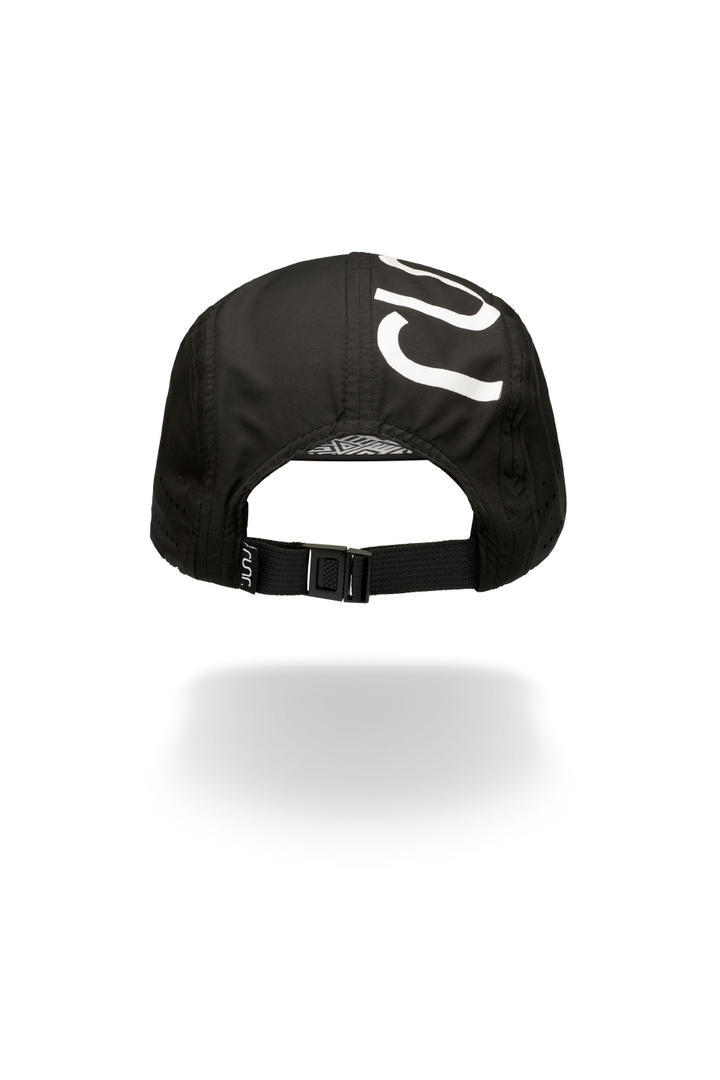 Runr Berlin running hat - detail view