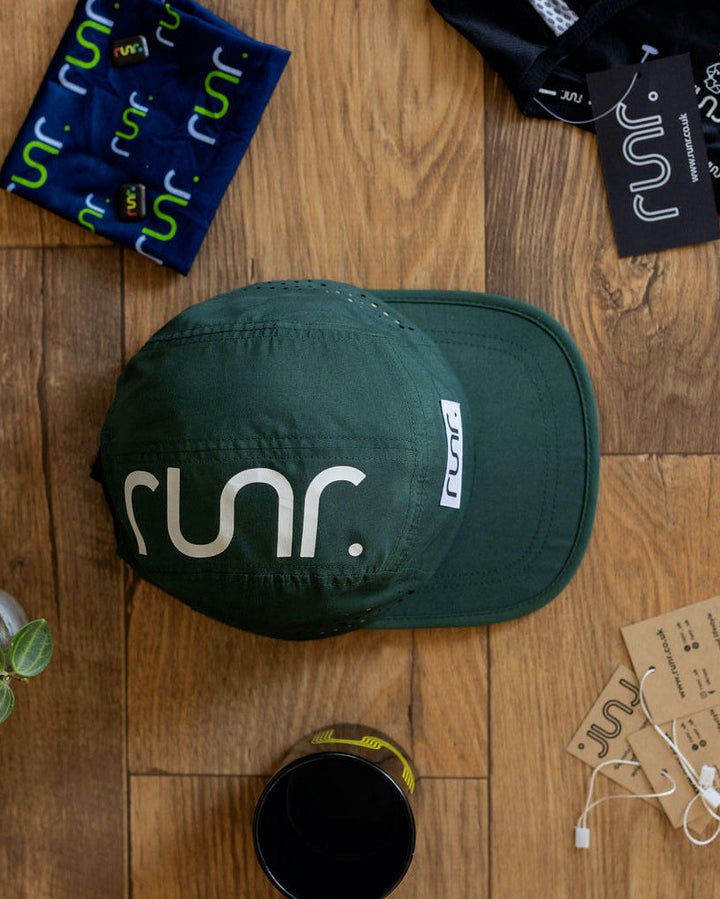 Runr Budapest running hat - side profile