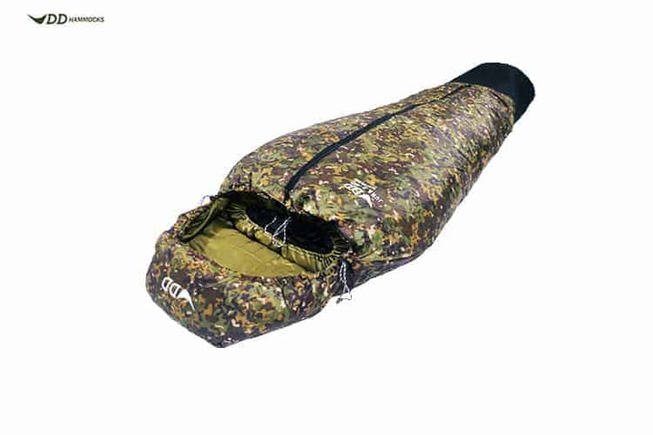DD Jura 2 Sleeping Bag (Regular) - MC multi camo - HikeWare  