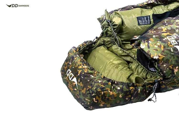 DD Jura 2 Sleeping Bag (Regular) - MC multi camo - HikeWare  