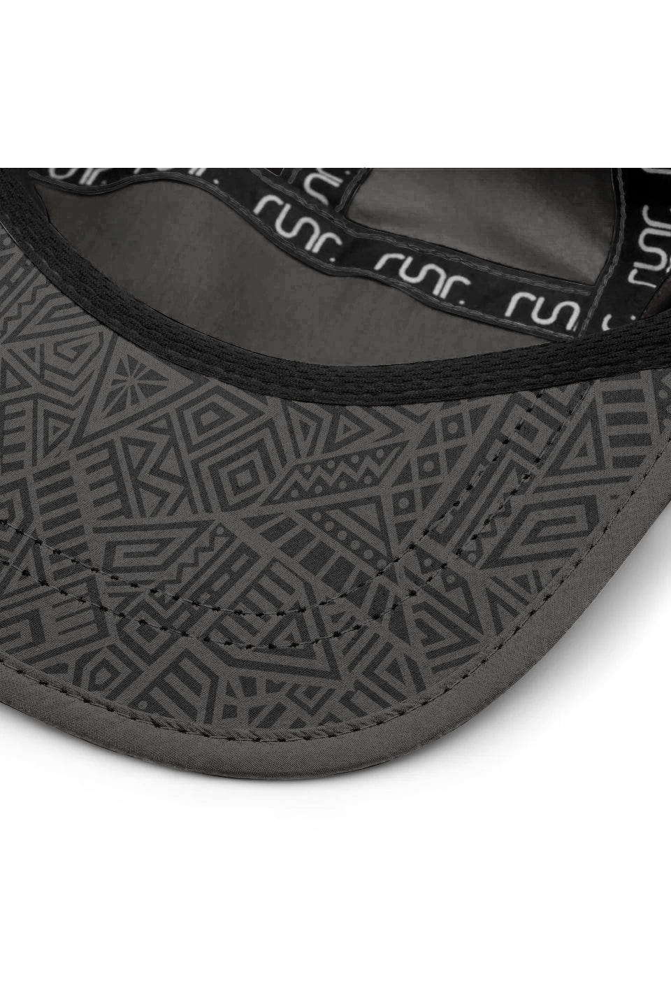 Runr Frankfurt running hat - under-peak view