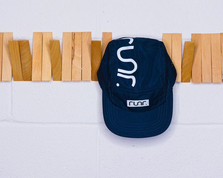 Runr Chicago running hat worn on a run