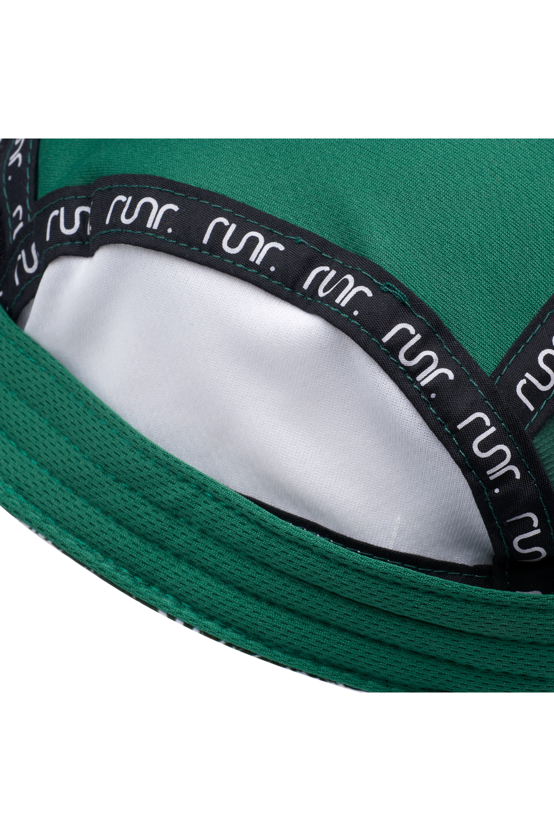 Runr Leave Nothing But Footprints running hat - detail view