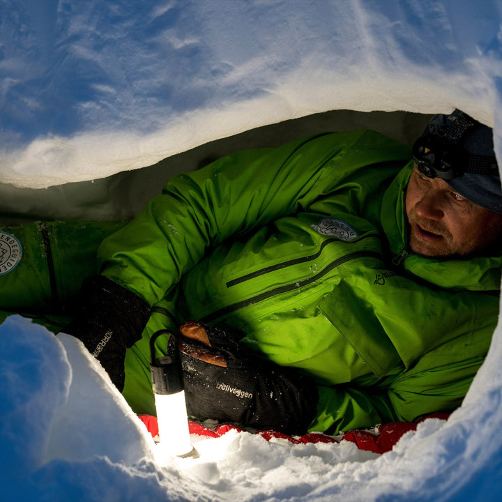 ML6 Rechargeable Lantern Powerbank - HikeWare  