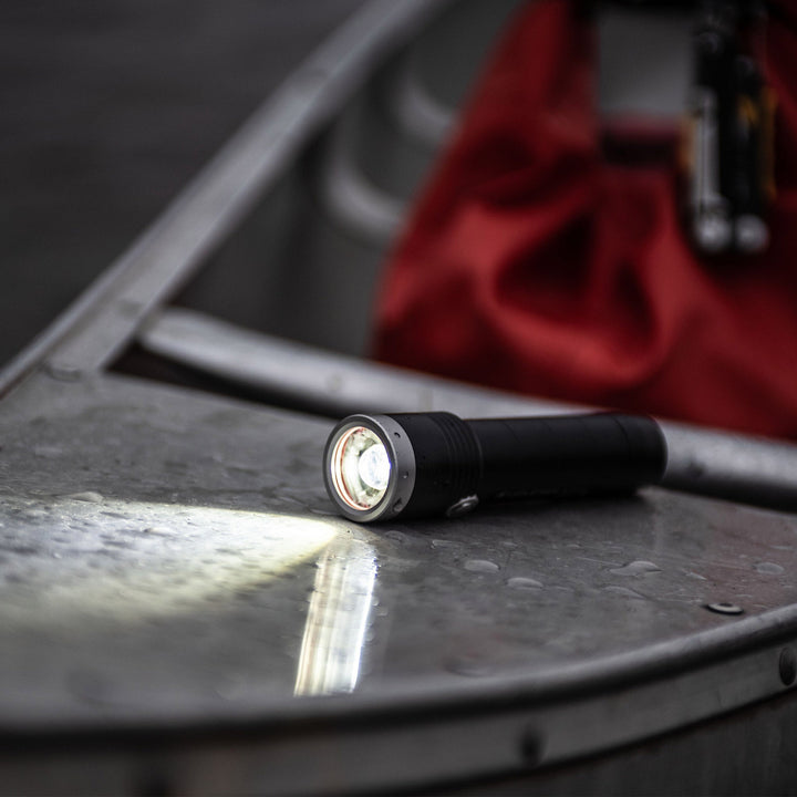 MT10 Rechargeable Outdoor Torch, 1000 Lumens - HikeWare  