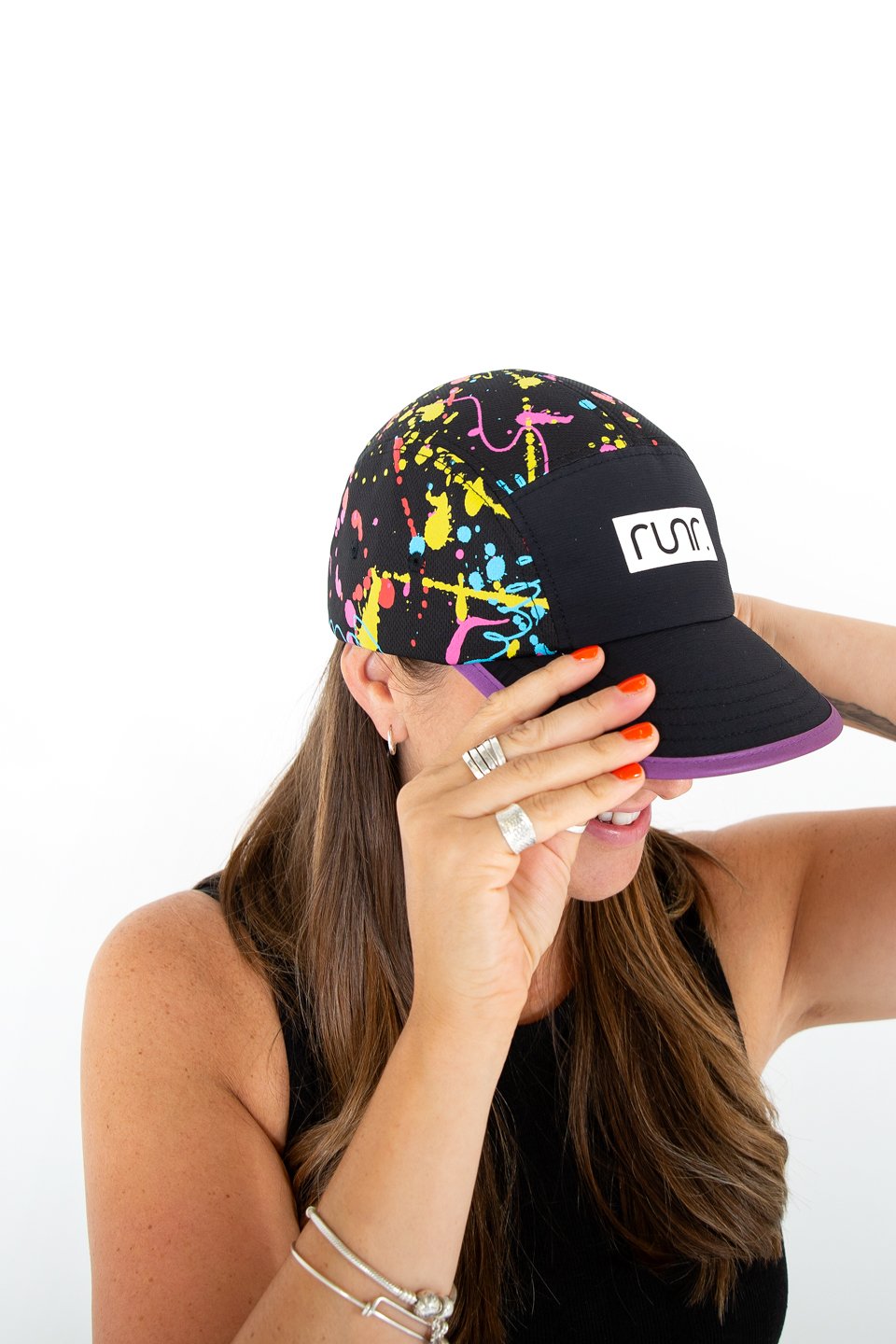 Runr Tokyo running hat worn on a run
