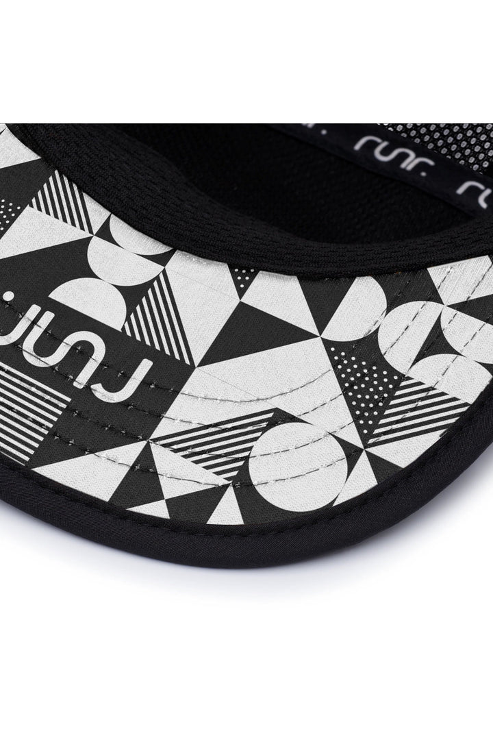 Runr Doha Airflow running hat - under-peak view