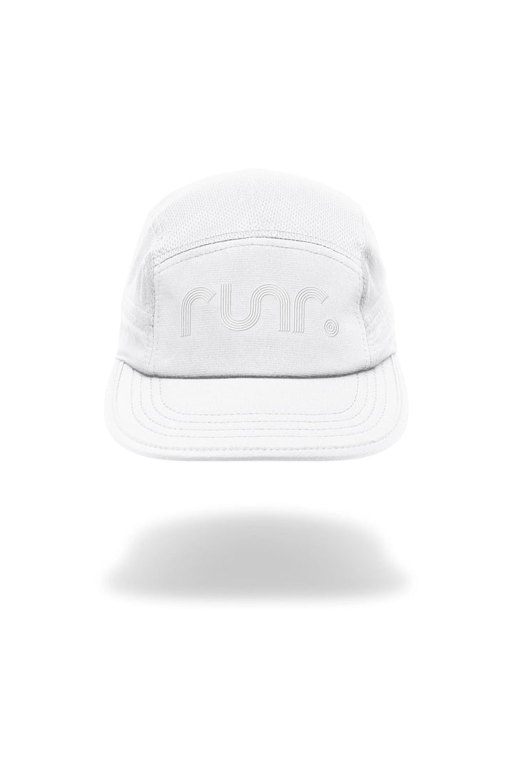 Runr Oslo running hat in white - front view